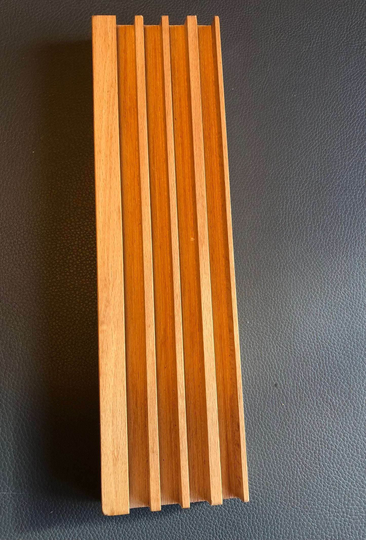 Brettchen aus nachhaltiger Eiche, geölt, Frühstücksbrett, Frühstücksbrettchen, handgefertigt, handgemachtes Schneidebrett, Schneidunterlage