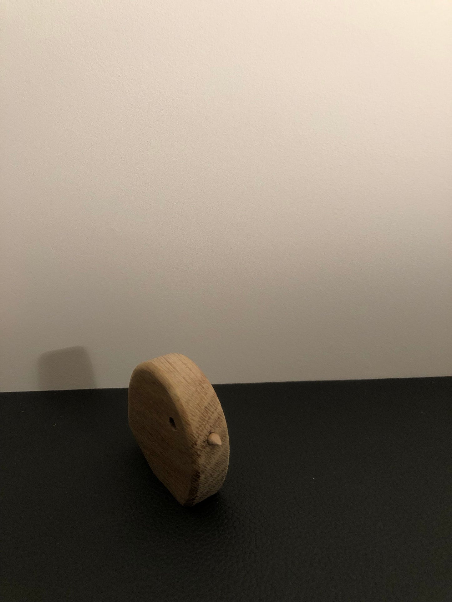 Handgemachter Holzvogel – Dekofigur aus Eiche | Geschenkidee Holzdeko, Wohnaccessoire, Handmade Deko