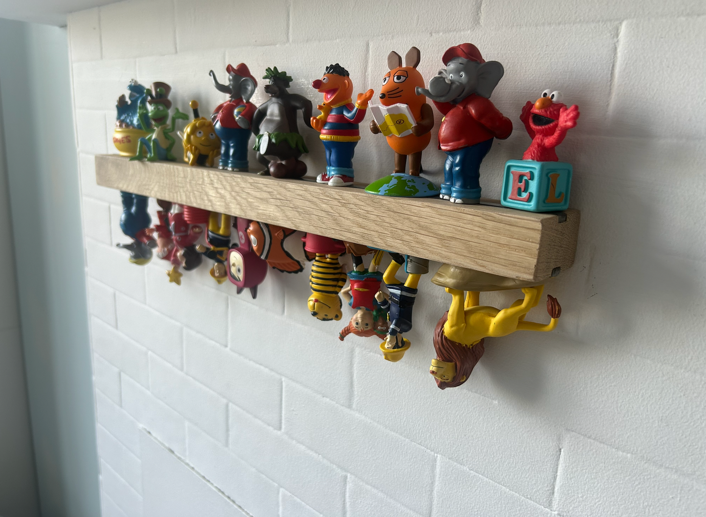 Tonie Regal Eiche magnetisch – Toniebox Regal - Zubehör – Wandhalterung Kinderzimmer – Tonie Figuren Aufbewahrung