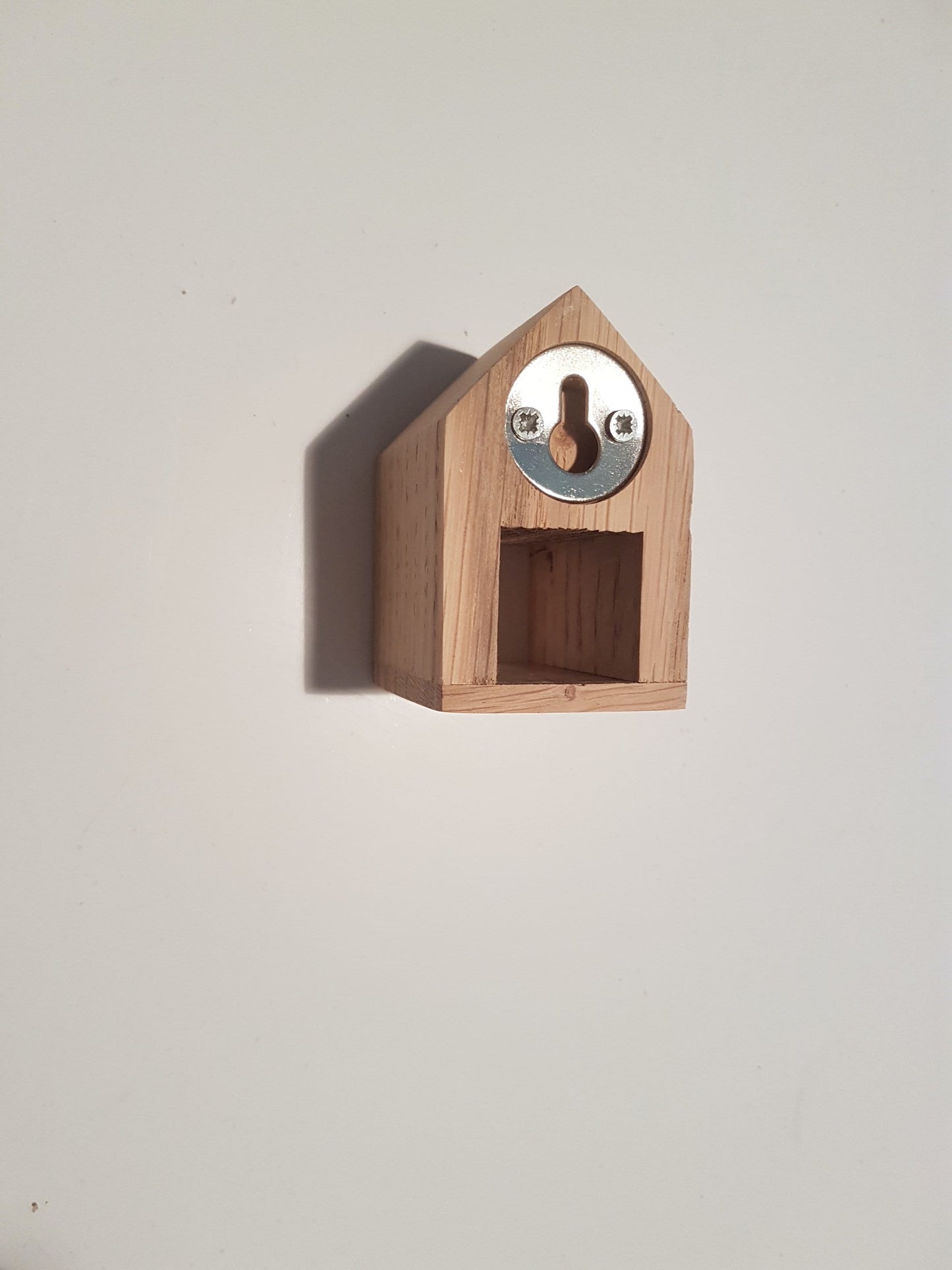 Schlüsselleiste aus Holz mit PKW Schlüsselanhänger, inklusive LED Lampe - Schlüsselbrett, Design Schlüsselboard, Schlüsselhalter