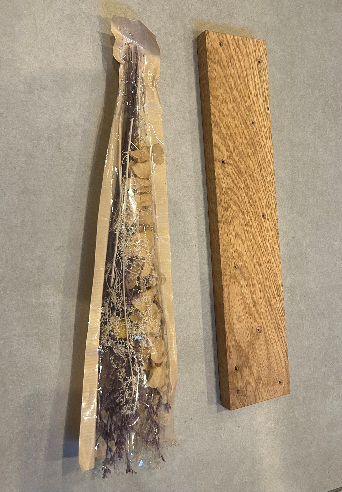 Blumenwiese aus Holz mit echten Trockenblumen – Dekoration aus Eiche – Trockenblumenhalter | Handmade I Geschenkidee