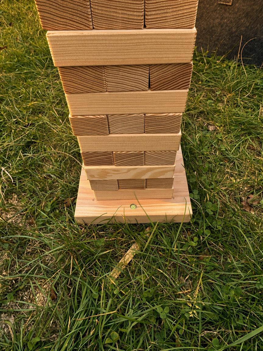 XXL Wackelturm Holz, Riesenspiel Garten & Outdoor, Hochzeitsspiel, Gartenspiel groß, personalisiertes Geschenk mit Filztasche