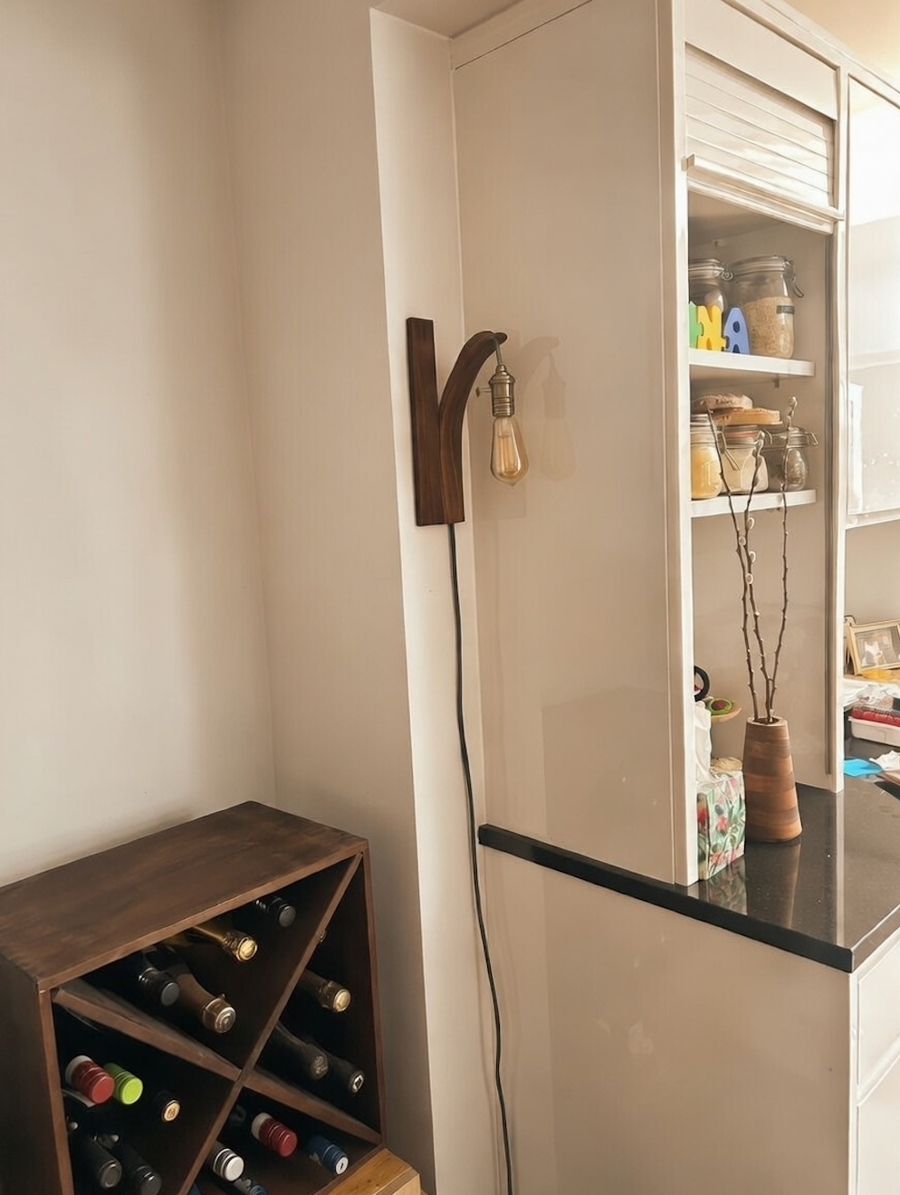 "Handcrafted Walnut Light Bulb Holder – Curved Wood Design, Wall Lamp without Electronics, Timeless &amp; Minimalist"