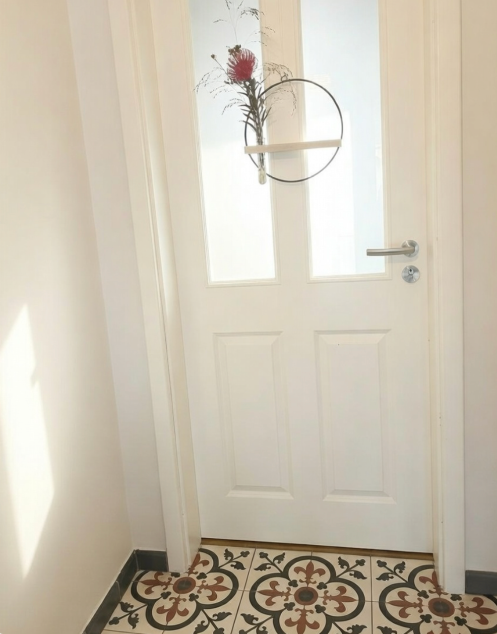 Hanging Vase with Metal Ring & Oak Wood Insert | Handmade Wall Decor | Scandinavian Home Accessory | Gift Idea