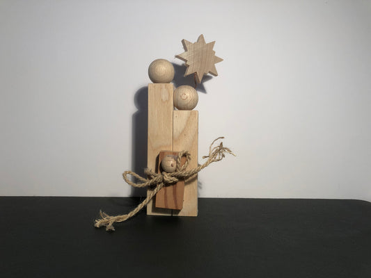 Heilige Familie aus Holz – Handgefertigte Dekofigur aus Buche & Esche – Weihnachtsdeko – Krippe modern – Geschenkidee Weihnachten