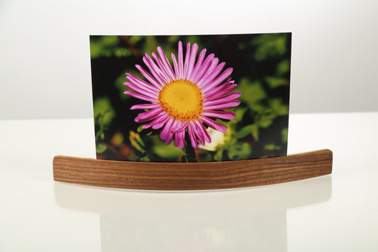 Eleganter Bilderhalter aus Holz | Fotoständer & Bilderrahmen | Handgemacht | Nussbaum und Kirsche | Geschenkidee | Versand 24h