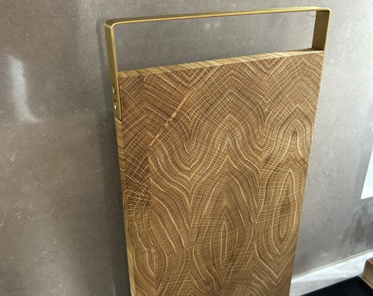 Cutting board made of sustainable oak