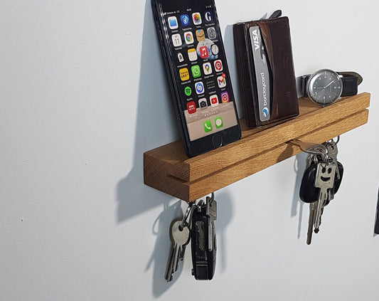Key rack with additional storage place