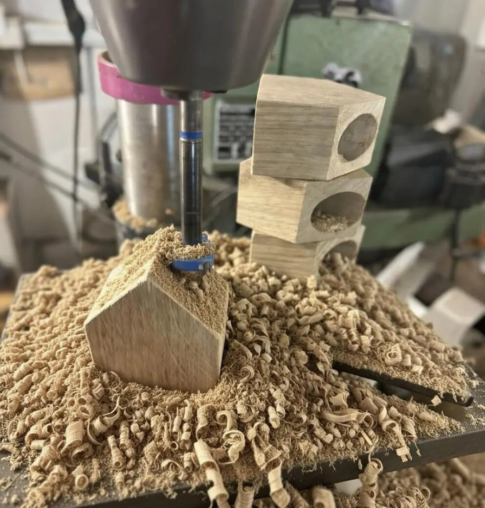 Zahnstocherhalter aus Eiche in Hausform – handgefertigt, massiv Holz, dekorativ für Küche & Tisch