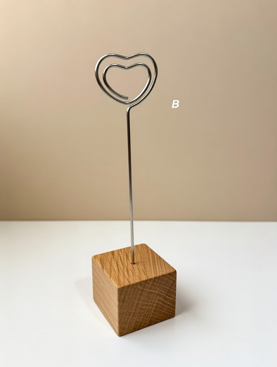 Fotoständer aus Eiche, handgemacht. Ideal als Bilder- & Kartenhalter – Einzigartiger Clip, perfektes Geschenk.