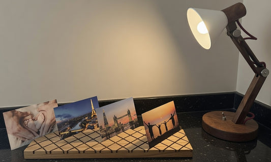 Bilderleiste Holz Eiche – Fotoleiste & Bilderhalter | Handgemachte Fotoschiene | Massivholz Deko | Geschenkidee Wanddeko