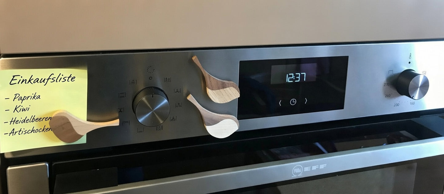 Original and practical magnetic bird in a subtle and timeless design