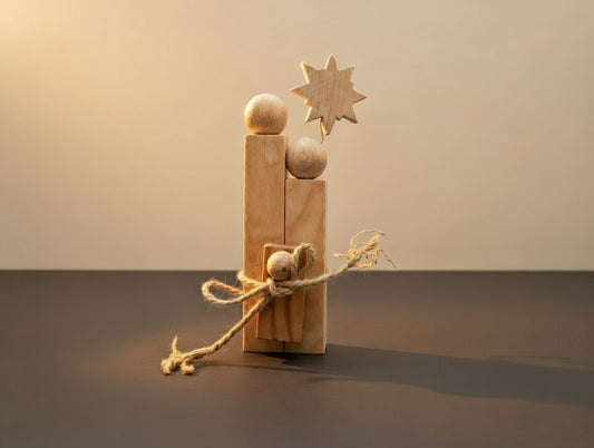 Wooden Holy Family – Handcrafted Decorative Figure Made of Beech & Ash – Christmas Decoration – Modern Nativity Scene – Christmas Gift Idea