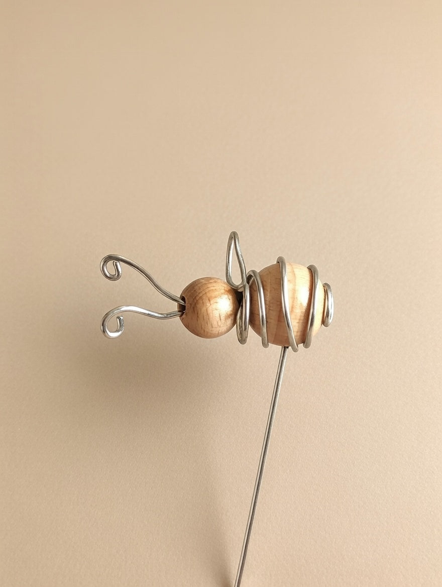 Original handmade wooden bee – decoration for flowers and plants, sustainable, stylish &amp; unique